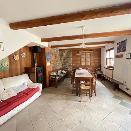 Foresteria Curt D'amun - Calorosa Casa In Montagna A