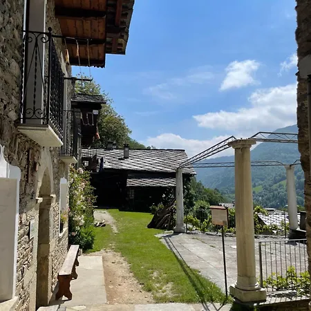 Foresteria Curt D'amun - Calorosa Casa In Montagna A Prázdninový dům Rore