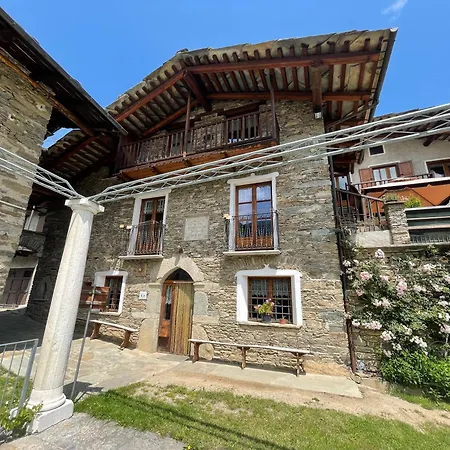 Foresteria Curt D'amun - Calorosa Casa In Montagna A Ferienhaus