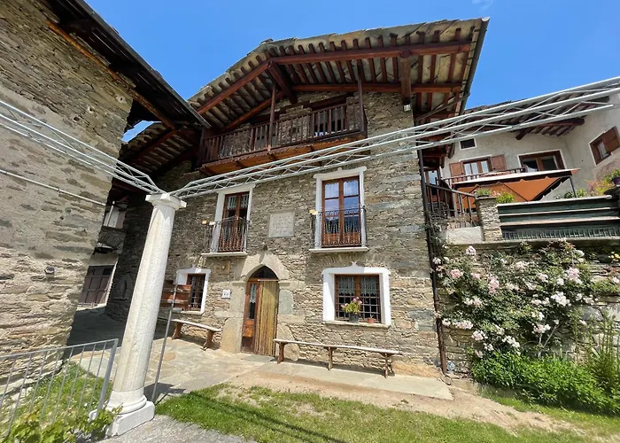 Foresteria Curt D'amun - Calorosa Casa In Montagna A Ferienhaus